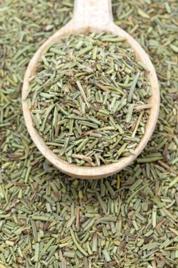 Kaşığı kurutulmuş biberiye
