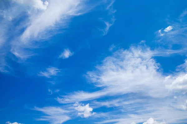 Fondo cielo azul —  Fotos de Stock