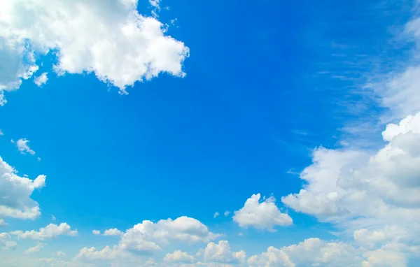 Blue sky background with clouds — Stock Photo, Image