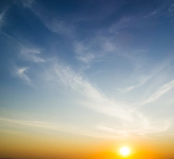 雲と青い空 — ストック写真