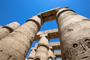 hiyeroglif, Karnak kaplı sütunlar
