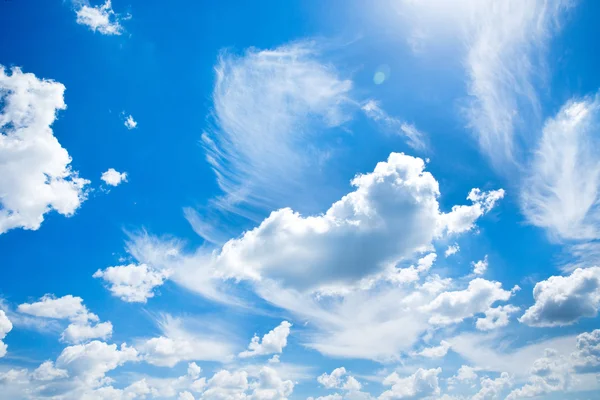 Blue sky with white clouds — Stock Photo, Image