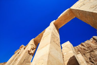 Başına tapınak yakınlarında Luxor