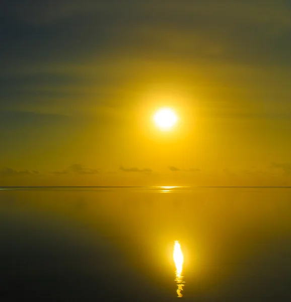 Sunset on Maldives — Stock Photo, Image