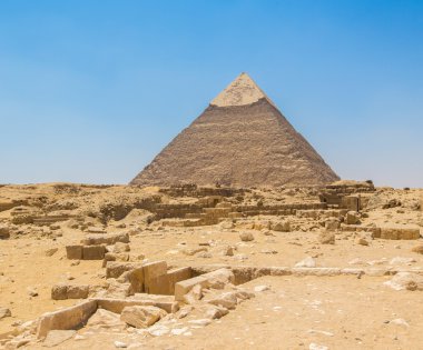 Kahire'deki giza piramitleri