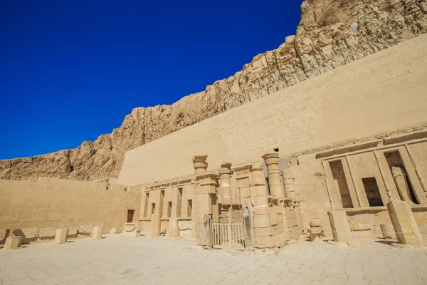 エジプトのルクソール近くハトシェプスト女王 — ストック写真