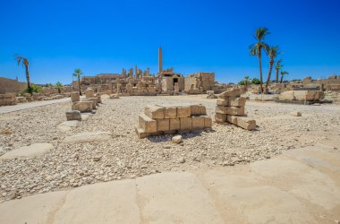 Mısır'daki Karnak Tapınağı kalıntıları