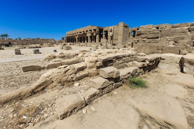 Mısır'daki Karnak Tapınağı kalıntıları