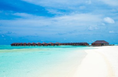Maldivler ile plaj