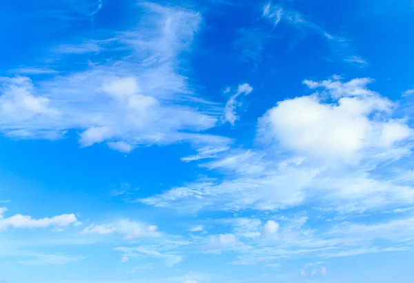 Céu azul fundo — Fotografia de Stock