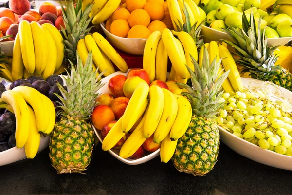 Sortiment šťavnaté ovoce — Stock fotografie