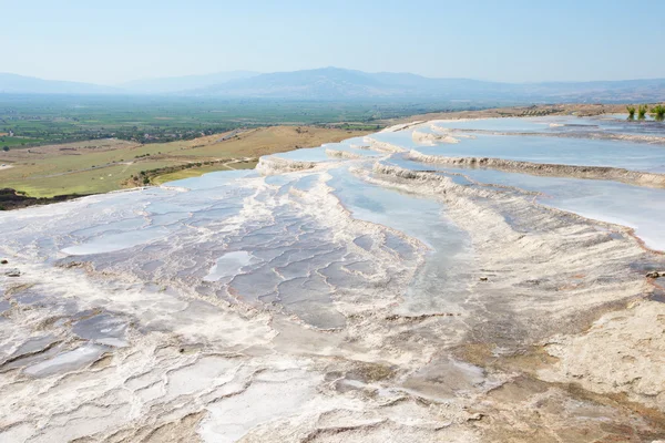 Las piscinas de travertino y terrazas de Pamukkale — Foto de Stock