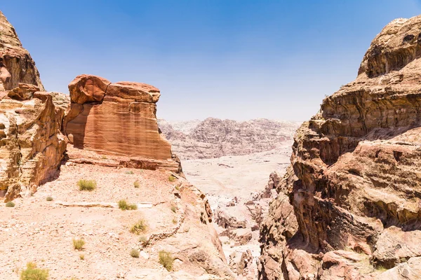 Jordanska öknen på Petra — Stockfoto