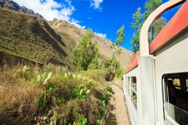 Machu Picchu için tren.