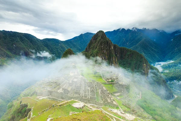 Ciudad misteriosa - Machu Picchu — Foto de Stock