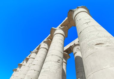 Karnak Tapınağı antik kalıntıları