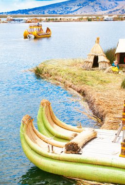 Titicaca gölü Totora teknede
