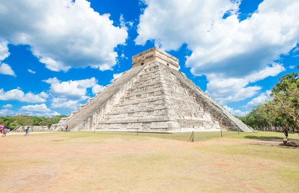 Vista da Pirâmide de Kukulkan — Fotografia de Stock