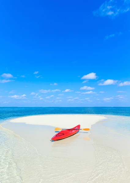 Tropical beach in Maldives — Stock Photo, Image