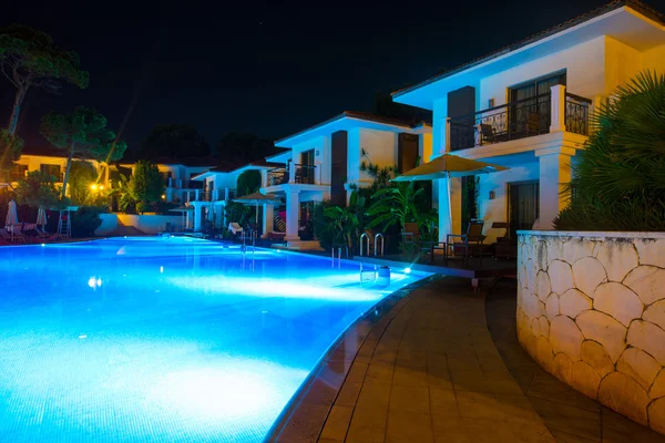 Zwembad Het Luxehotel Nacht — Stockfoto