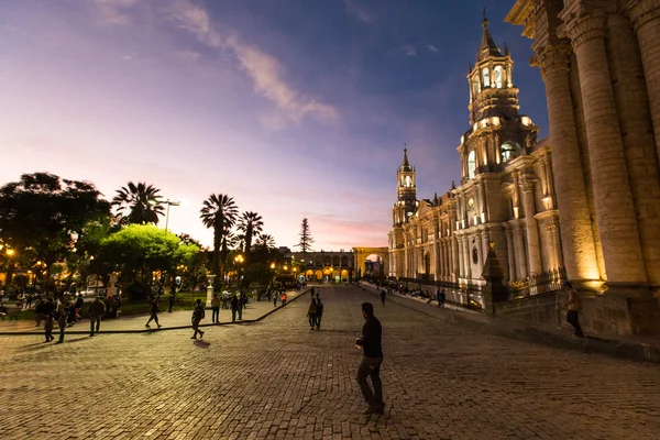 Pemandangan Katedral di pagi hari — Stok Foto