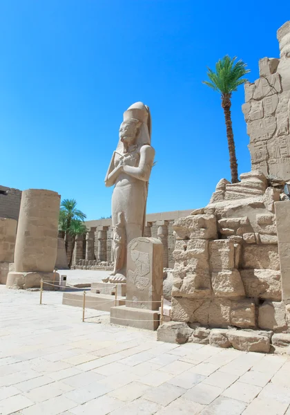 Templo de Karnak antigo — Fotografia de Stock