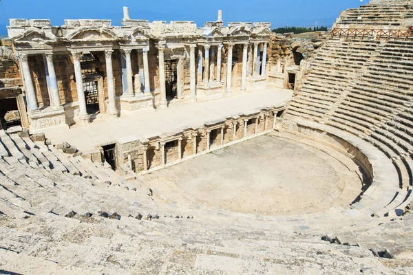 Antika amfiteater i Pamukkale — Stockfoto