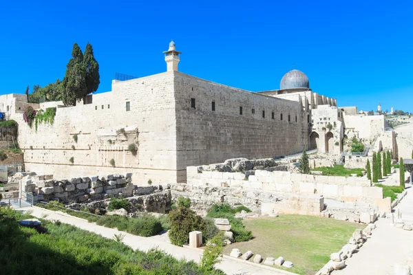 Ancient ruins in Jerusalem — Stock Photo, Image