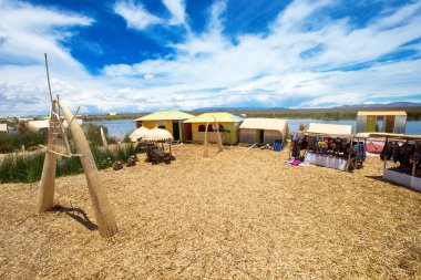 Titicaca gölü Totora teknede