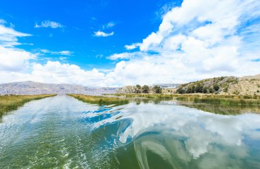 Titicaca Gölü'nün görünümü