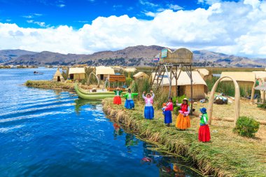 Titicaca gölü Totora teknede