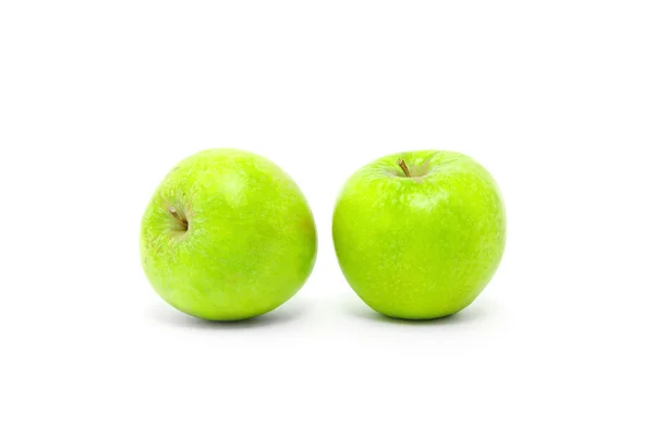 Grüne frische Äpfel — Stockfoto