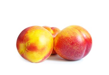 Olgun organik şeftali