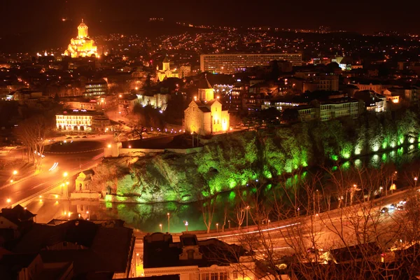 Paesaggio urbano notturno di Tbilisi — Foto Stock