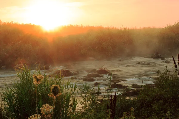 Dawn over Rushing river — Stock Photo, Image