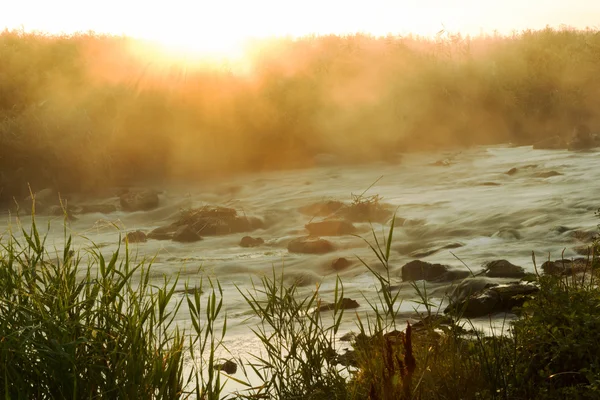 Dawn over Rushing river — Stock Photo, Image