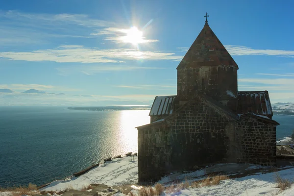 A téli Sevanavank-kolostor Stock Fotó