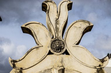 Saray estoi çeşme, algarve bölgesinde romantik mimarisinin eşsiz bir çalışma. Portekiz (bina ve Bahçe ondokuzuncu yüzyılda başlatıldı ve 1909'da açılışı yapıldı.)