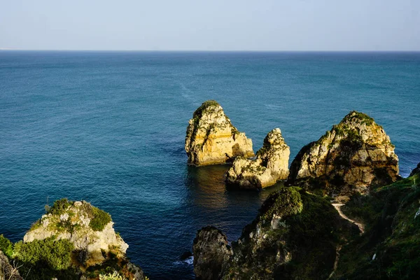 Hermosa Bahía Cerca Ciudad Lagos Región Algarve Portugal Playa Arena — Foto de Stock