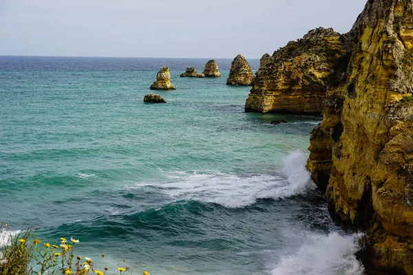 Krásný Záliv Blízkosti Města Lagos Region Algarve Portugalsko Písečná Pláž — Stock fotografie