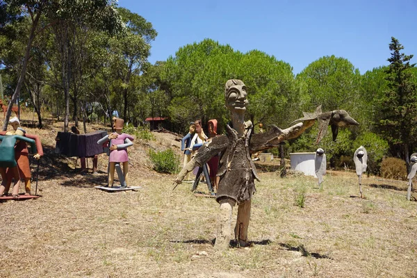 Passeio Das Figuras Portogallo Con Bambole Nella Foresta — Foto Stock