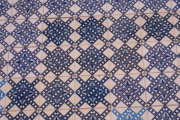 Detalle de azulejos tradicionales de fachadas — Foto de Stock