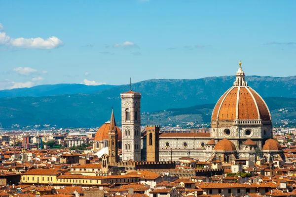 イタリアだ。フィレンツェだ。サンタ・マリア・デル・フィオーレ大聖堂 — ストック写真