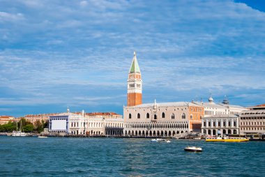 Doge Sarayı ve Campanile doğum Via di San Marco, Venedik, İtalya