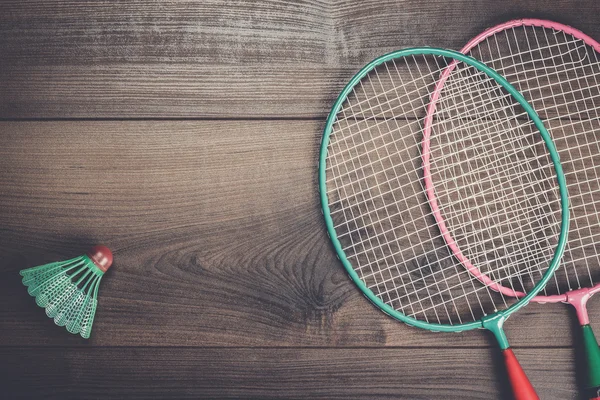 Shuttlecock and badminton racket — Stock Photo, Image
