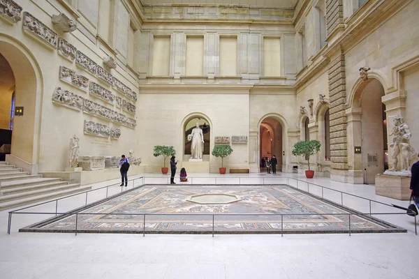 Una de las salas del Louvre —  Fotos de Stock