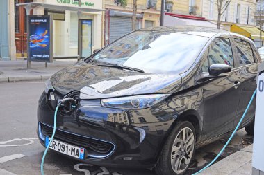elektrikli otomobil ücretleri de Paris