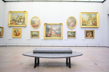 Louvre salonda resimleri