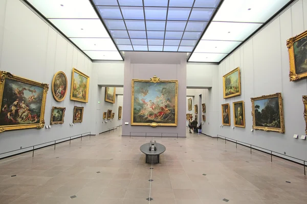 Pictures hall in Louvre — Stock Photo, Image