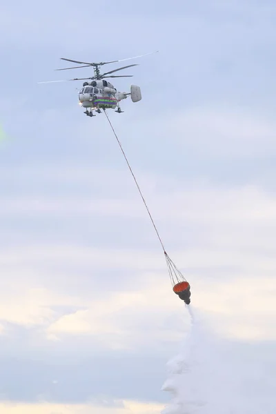 Bilden av helikopter — Stockfoto